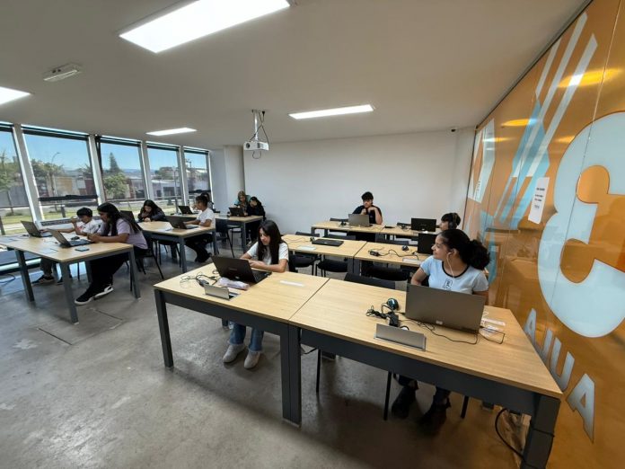 WhatsApp Image 2025-11-10 at 11.54.01